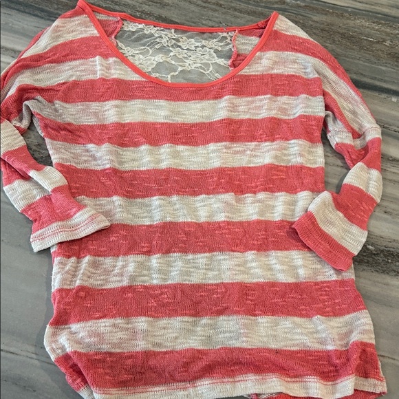 4 Ladies super sexy shirts sz S/M Designer The Limited & BCX EUC - Picture 8 of 9